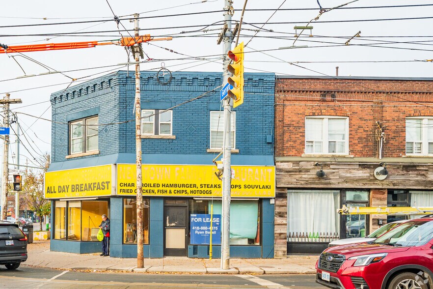 More Photos Of 1622-1626 Gerrard St, Toronto Storefront Retail Residential For Lease