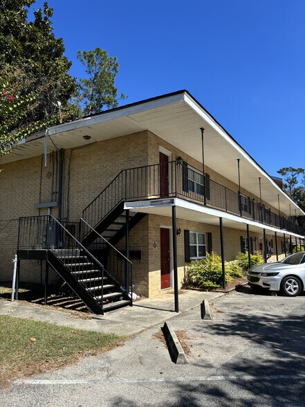 More Photos Of 2630-2670 W Pensacola St, Tallahassee Apartments For Sale