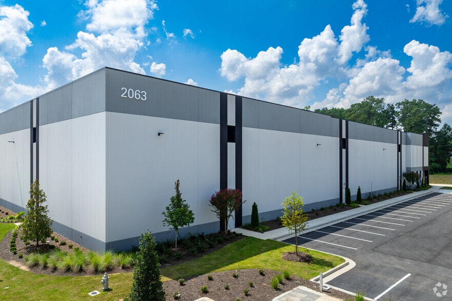 More Photos Of 2063 Anvil Block Road, Forest Park Distribution For Lease