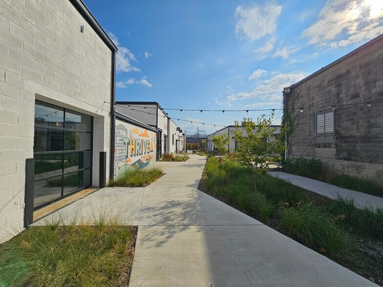 More Photos Of 1200 2nd Ave S, Birmingham Showroom For Lease