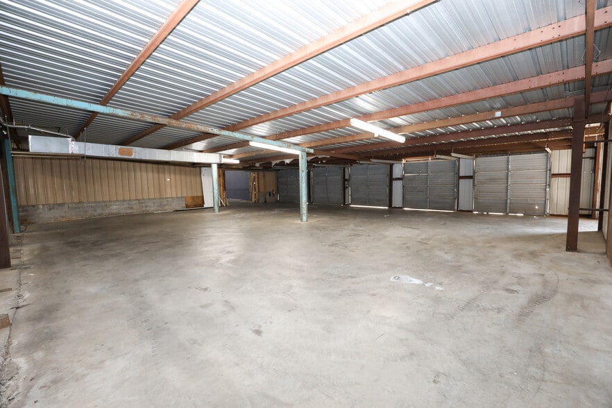 More Photos Of 5 Haynie St, Newnan Warehouse For Lease