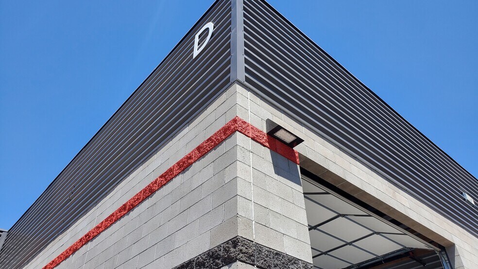 More Photos Of 24925 N 15th Ave, Phoenix Self Storage For Sale