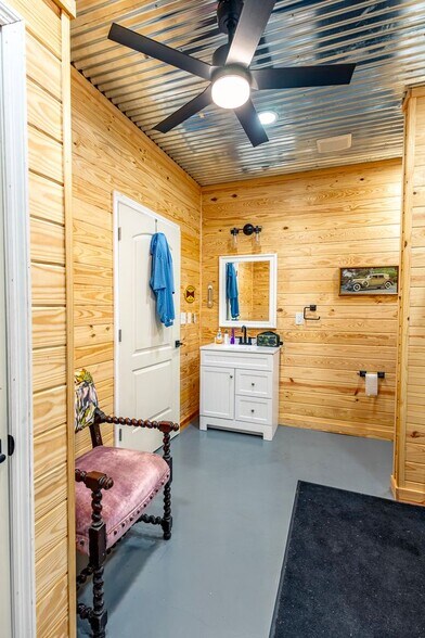 More Photos Of 2418 US-31, Falkville Warehouse For Sale