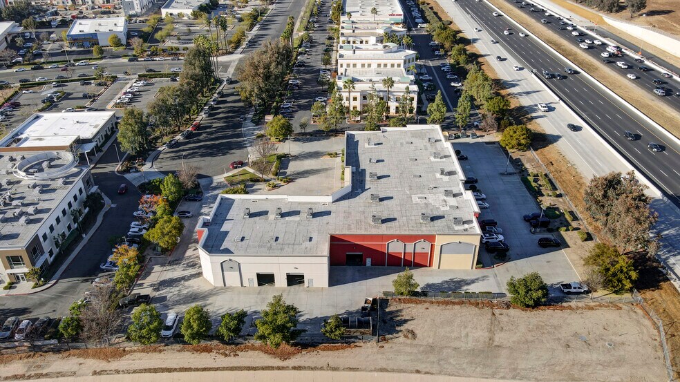 More Photos Of 27310 Madison Ave, Temecula Freestanding For Lease