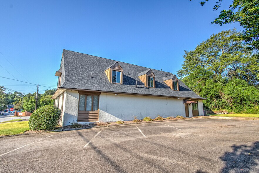 More Photos Of 2101 Central Ave, Augusta Medical For Sale