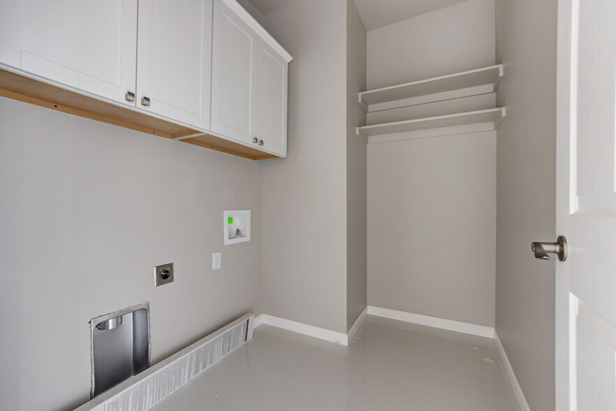 More Photos Of 12001 Rivers Trl, Oklahoma City Specialty For Sale