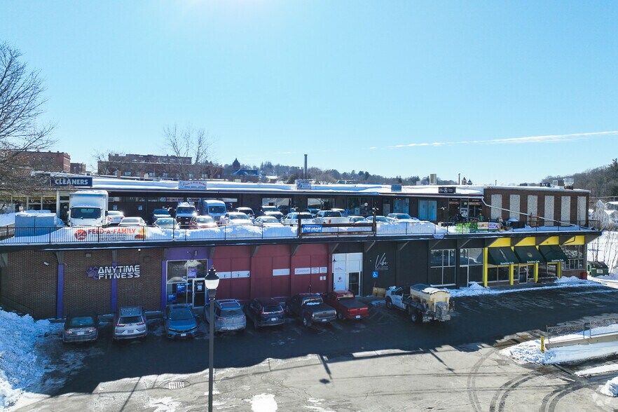 Primary Photo Of 280 High St, Clinton Department Store For Lease