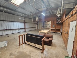 More Photos Of 5711 Monaco Cir, San Antonio Warehouse For Sale