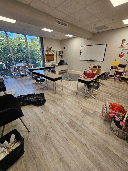 More Photos Of 3586 Nostrand Ave, Brooklyn Office For Lease