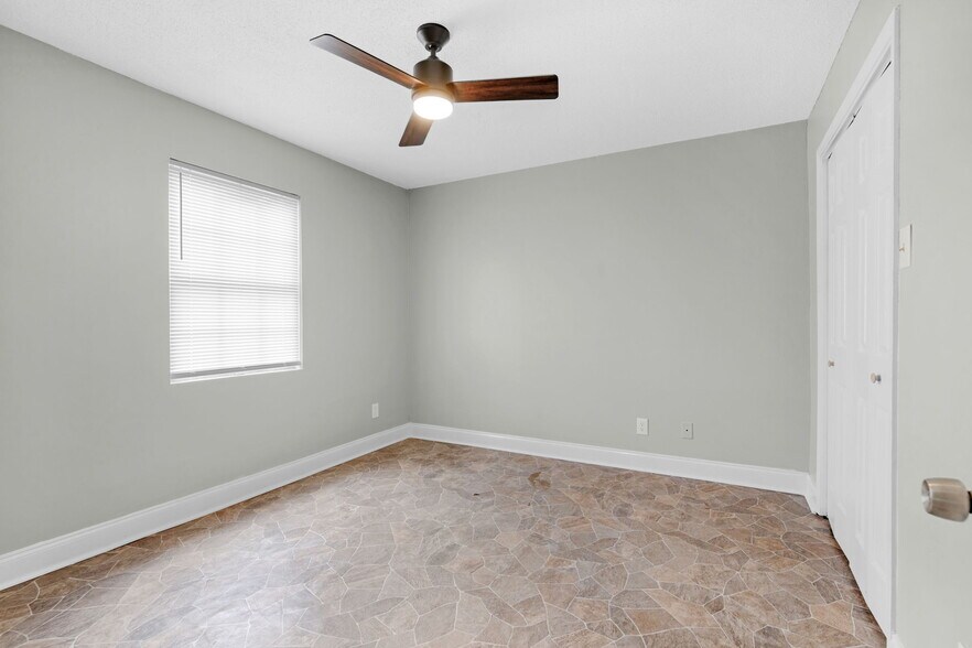 More Photos Of , Maryville Multifamily For Sale