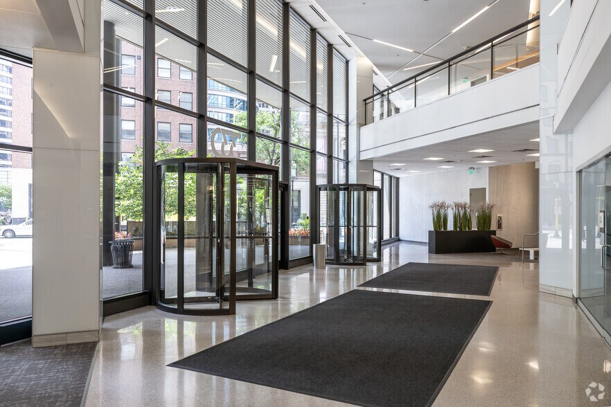 More Photos Of 330 2nd Ave S, Minneapolis Office For Lease