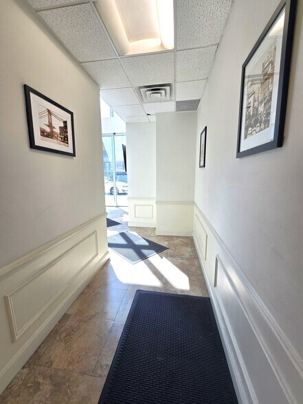 More Photos Of 31-19 Newtown Ave, Astoria Office For Sale