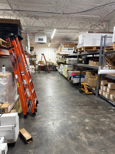 More Photos Of 12810 Century Dr, Stafford Showroom For Lease