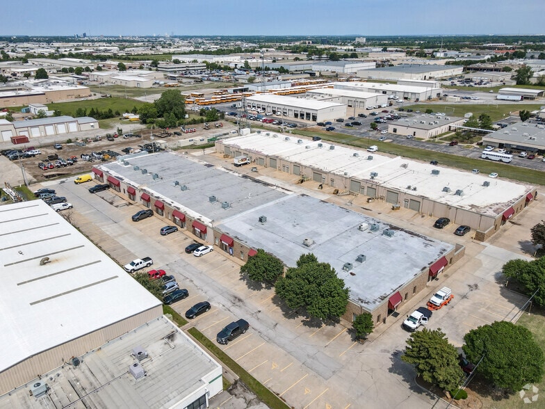 More Photos Of 5802-5888 S 129th Ave, Tulsa Unknown For Lease