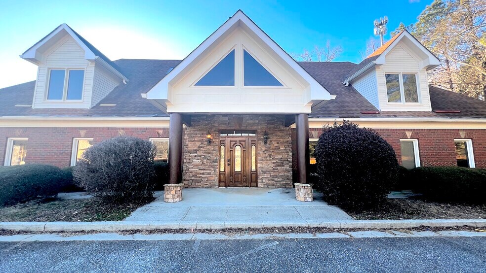 More Photos Of 13784 Highway 9 N, Milton Loft Creative Space For Lease