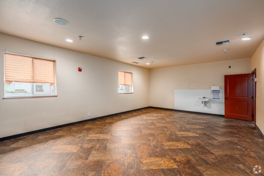 More Photos Of 4528 Pacific Ave SE, Lacey Daycare Center For Lease