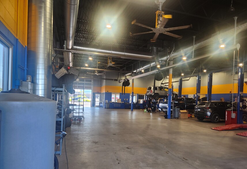 More Photos Of 750 Beaver Valley Mall, Monaca Freestanding For Sale