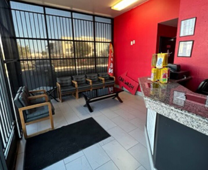 More Photos Of 2225 Club Way, San Bernardino Auto Repair For Sale