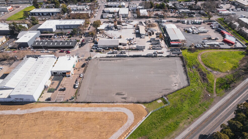 More Photos Of 1143 Briggs Ave, Santa Rosa Land For Lease