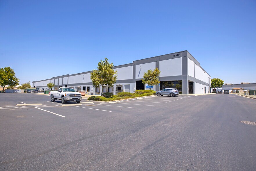 More Photos Of 1641 E Citation St, Stockton Warehouse For Lease
