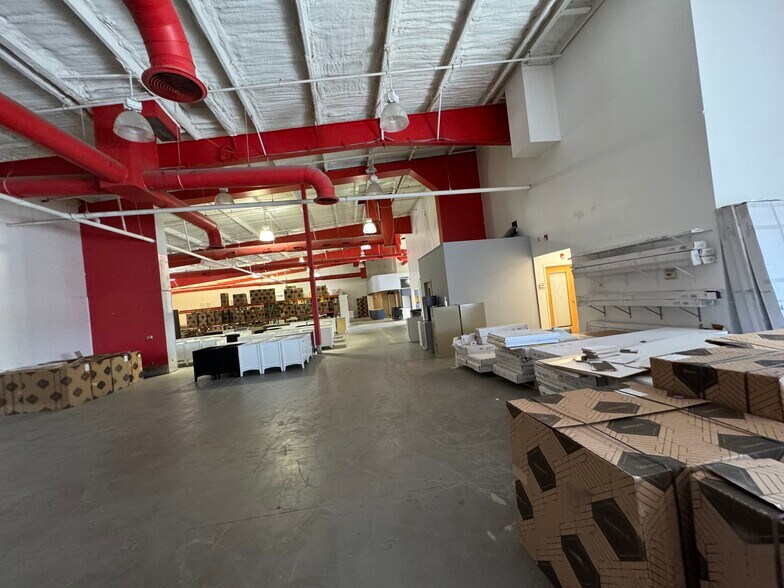More Photos Of 835 Pulaski Hwy, Bear Health Club For Sale