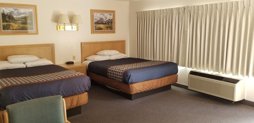 More Photos Of 3518 W Colorado Ave, Colorado Springs Hotel For Sale