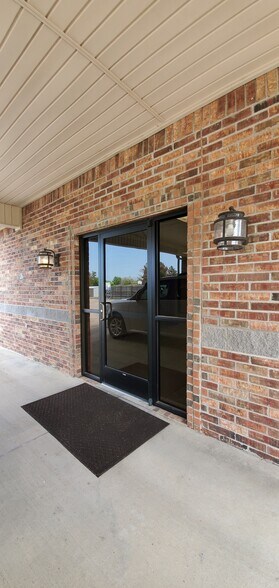 More Photos Of 626 W Main St, Fairfield Lodge Meeting Hall For Lease