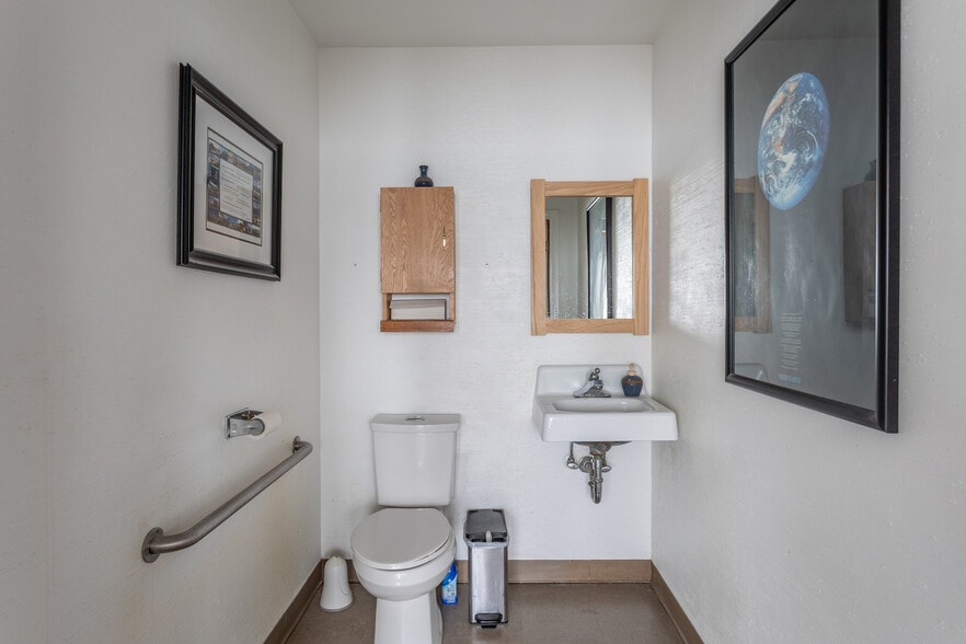 More Photos Of 850 W Morgan St, Raleigh Loft Creative Space For Sale