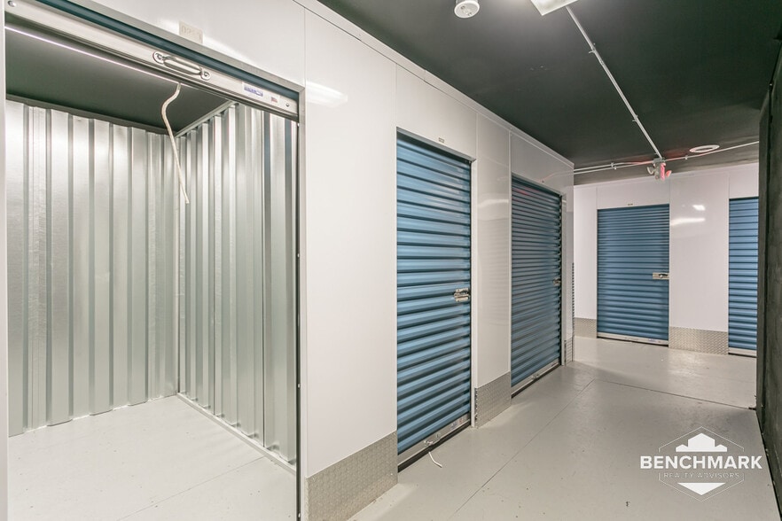 More Photos Of 169-171 Flanders St, Rochester Self Storage For Sale