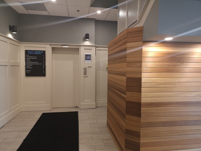More Photos Of 180 James St S, Hamilton Office For Lease