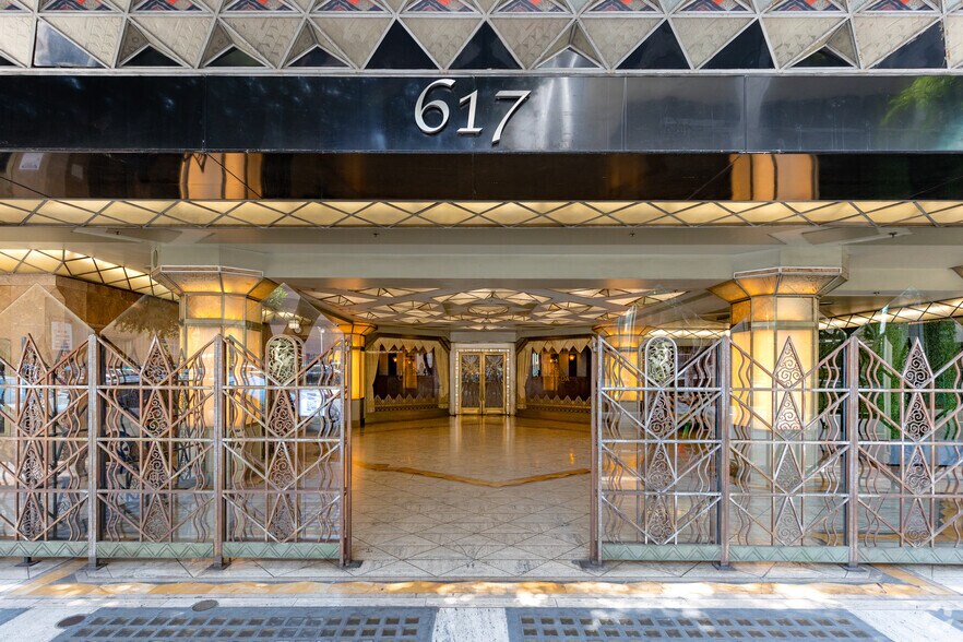 More Photos Of 617 S Olive St, Los Angeles Office For Lease