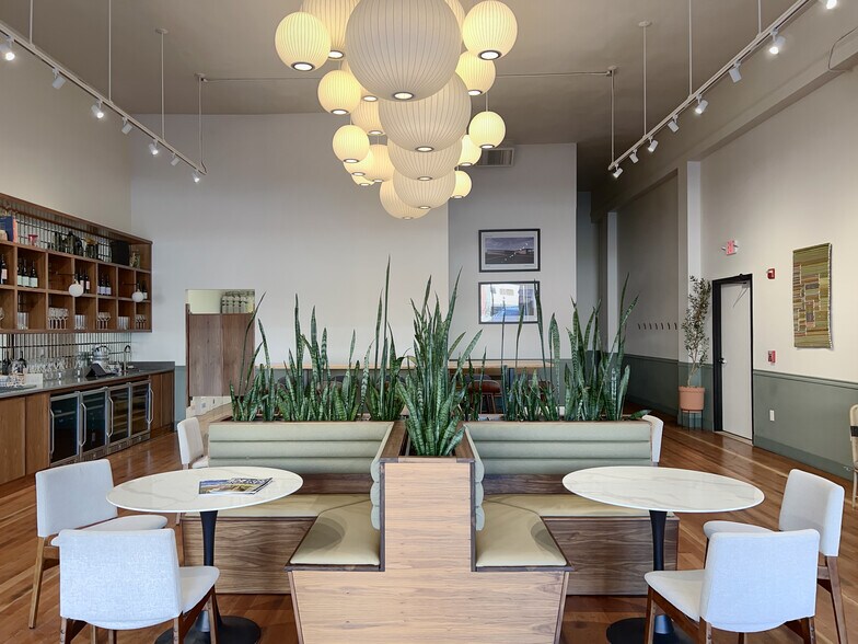 More Photos Of 7 W Alder St, Walla Walla Storefront For Lease