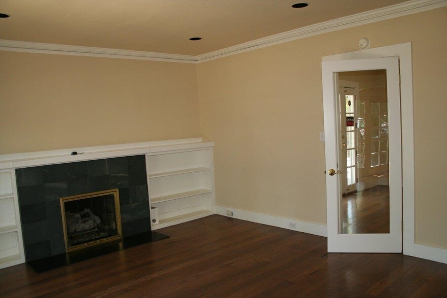More Photos Of 655-675 Forest Ave, Palo Alto Office For Lease