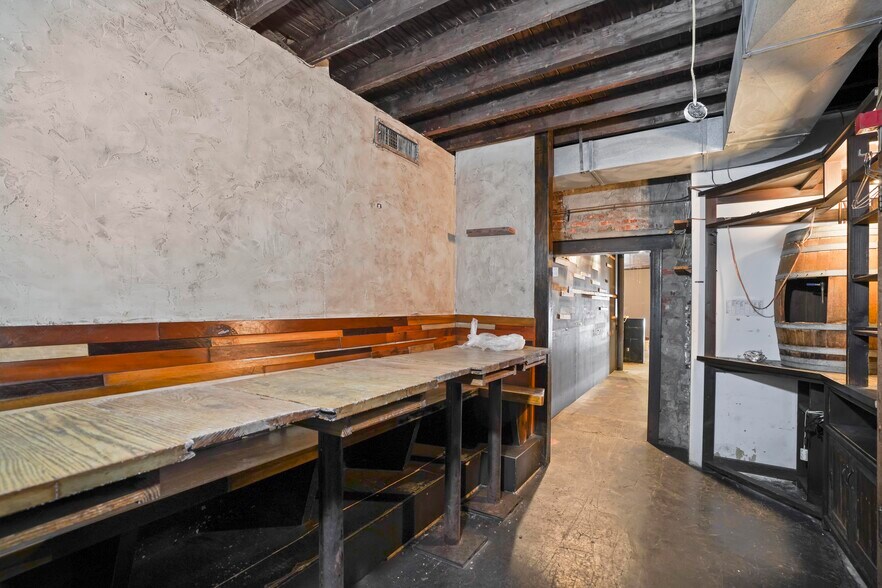 More Photos Of 296 Grand St, Brooklyn Apartments For Lease