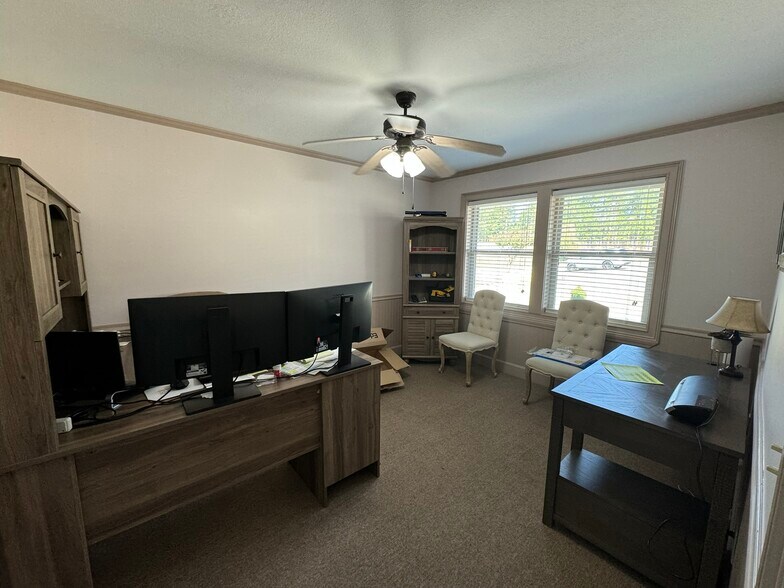 More Photos Of 112 Wright Dr, Milledgeville Office For Sale