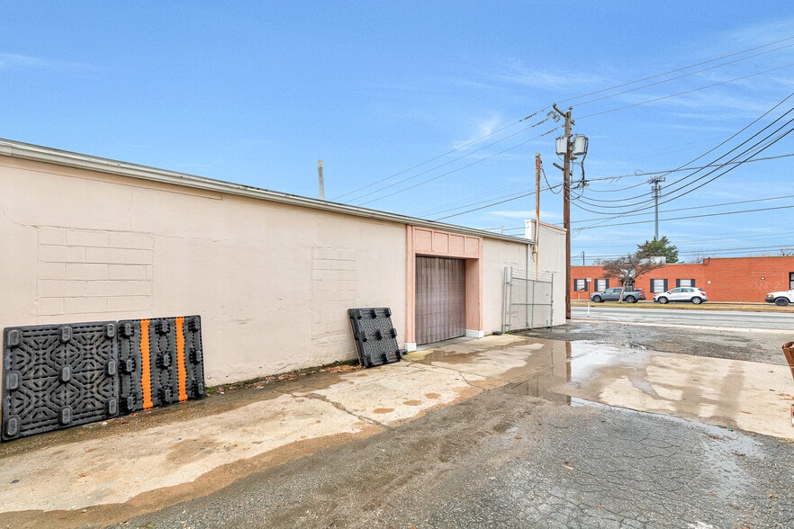 More Photos Of 1505 Brook Rd, Richmond Warehouse For Sale