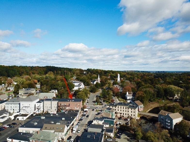 More Photos Of 2 Central St, Ipswich Storefront Retail Office For Sale