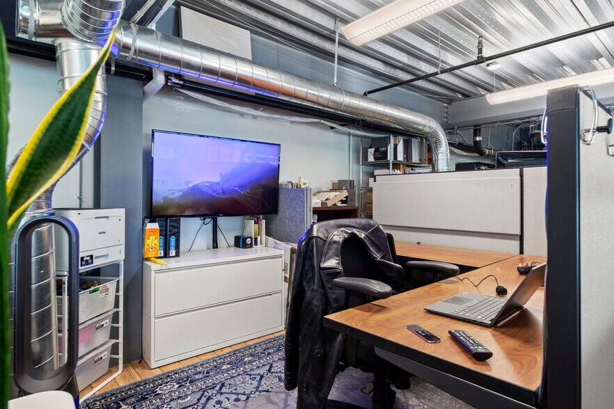 More Photos Of 3457 Ringsby Ct, Denver Loft Creative Space For Lease