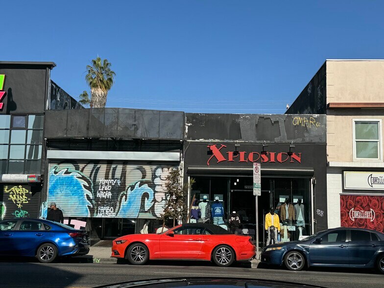 More Photos Of 7555-7555 1/2 Melrose Ave, Los Angeles Storefront For Lease
