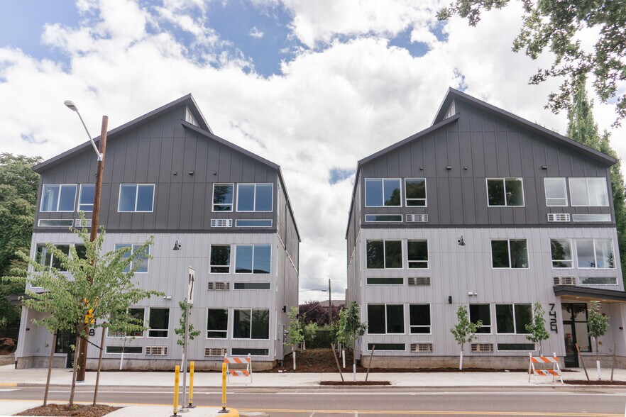 More Photos Of 7448 N Saint Louis Ave, Portland Apartments For Sale