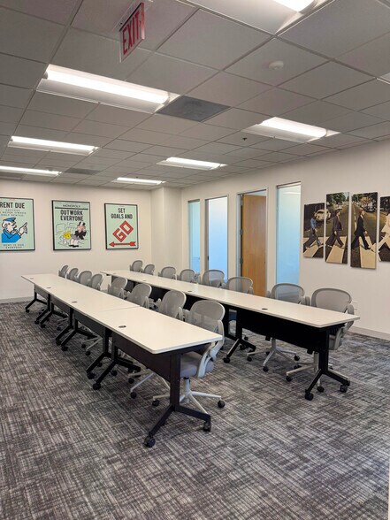 More Photos Of 5800 Granite Pky, Plano Office For Lease
