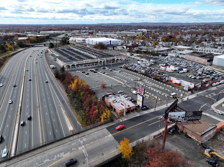 More Photos Of 468-480 Chancellor Ave, Irvington Storefront For Lease