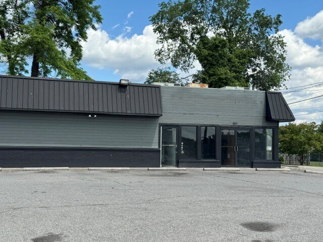 More Photos Of 501 W 4th St, Salem Fast Food For Lease