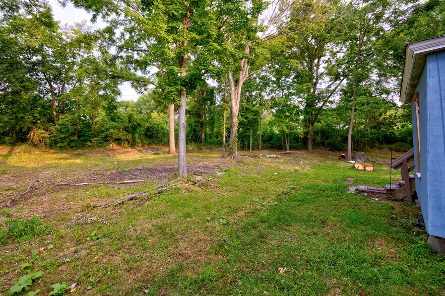 More Photos Of 35 Union St, Ballston Spa Flex For Sale