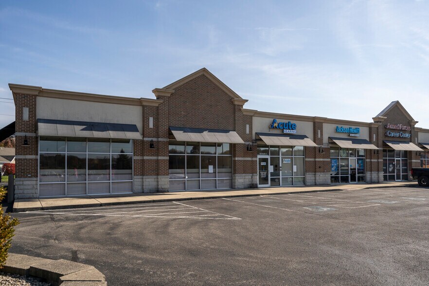 More Photos Of 120 Roberts Ln, Hillsboro Freestanding For Lease