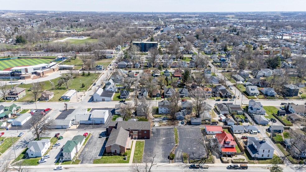 More Photos Of 618 S Main St, Kokomo Specialty For Sale