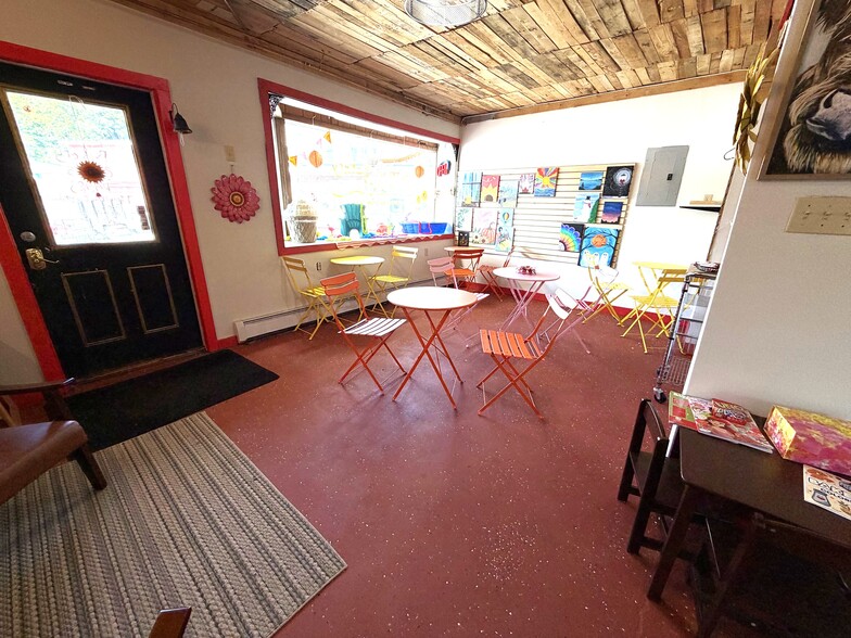 More Photos Of 23 Spring St, Dexter Office For Sale