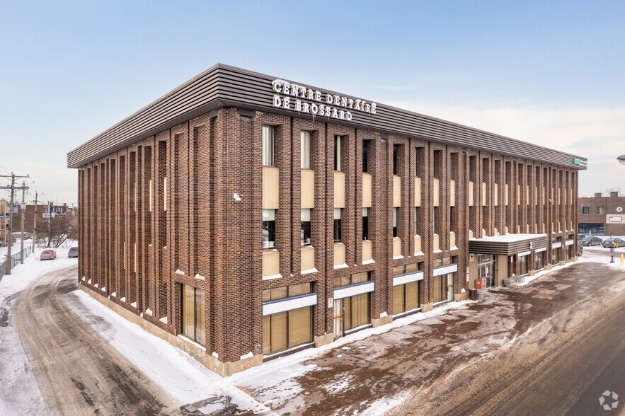 Primary Photo Of 2 St de la Place du Commerce, Brossard Office For Lease