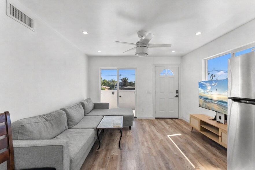 More Photos Of 829 11th St, Imperial Beach Apartments For Sale