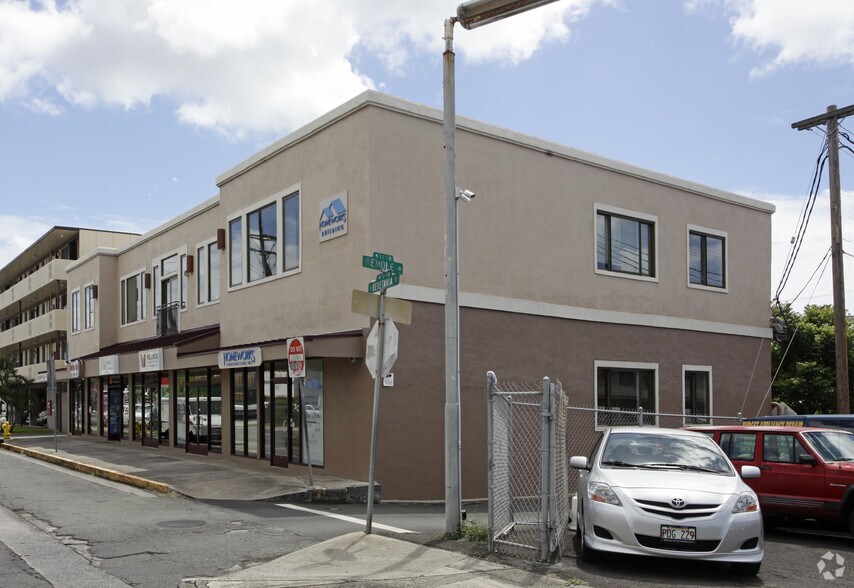 More Photos Of 2111 S Beretania St, Honolulu Storefront Retail Office For Lease